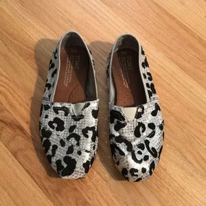 Toms Sequined Leopard Print Shoes